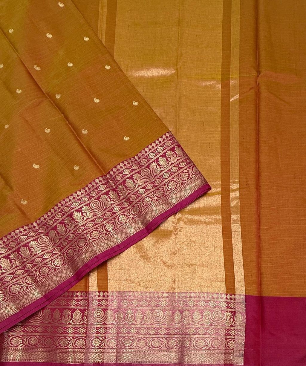 VSAS1480 - honey brown color body, pinkish orange color pallu , blouse.
