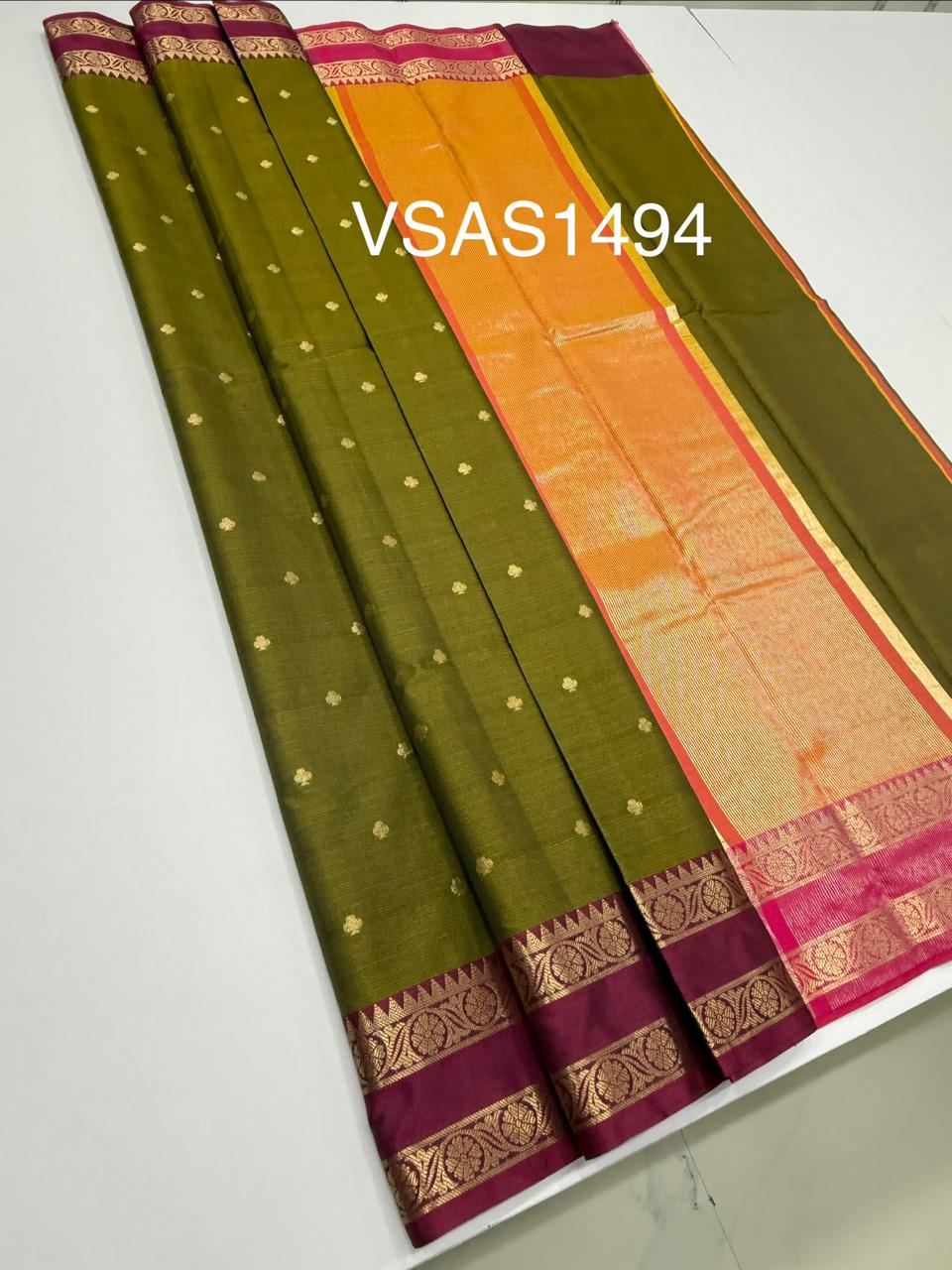 VSAS1494 - mehandi green color body, pinkish orange color pallu , blouse.