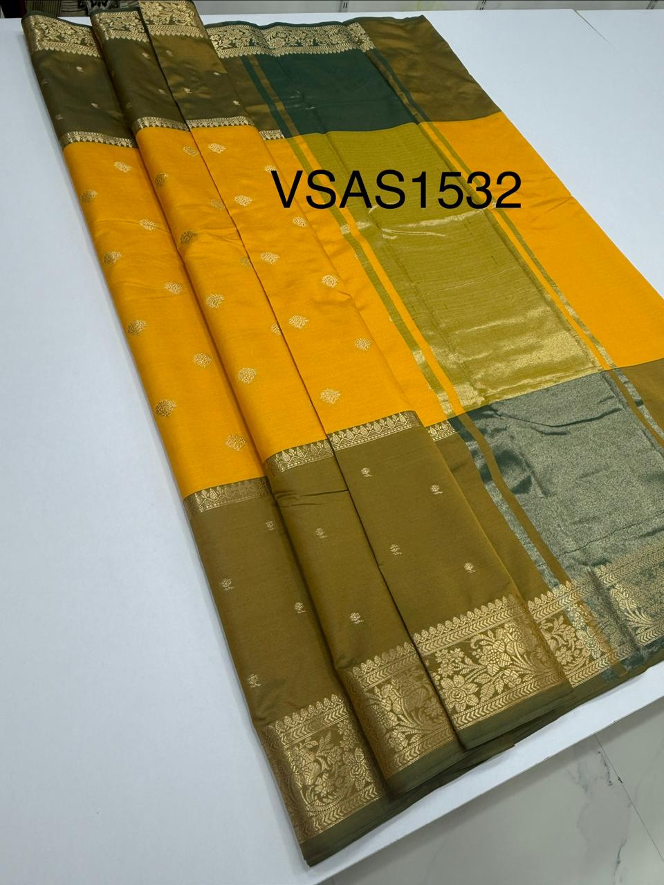 VSAS1532 - yellow with mehandi green color body, pallu , blouse.