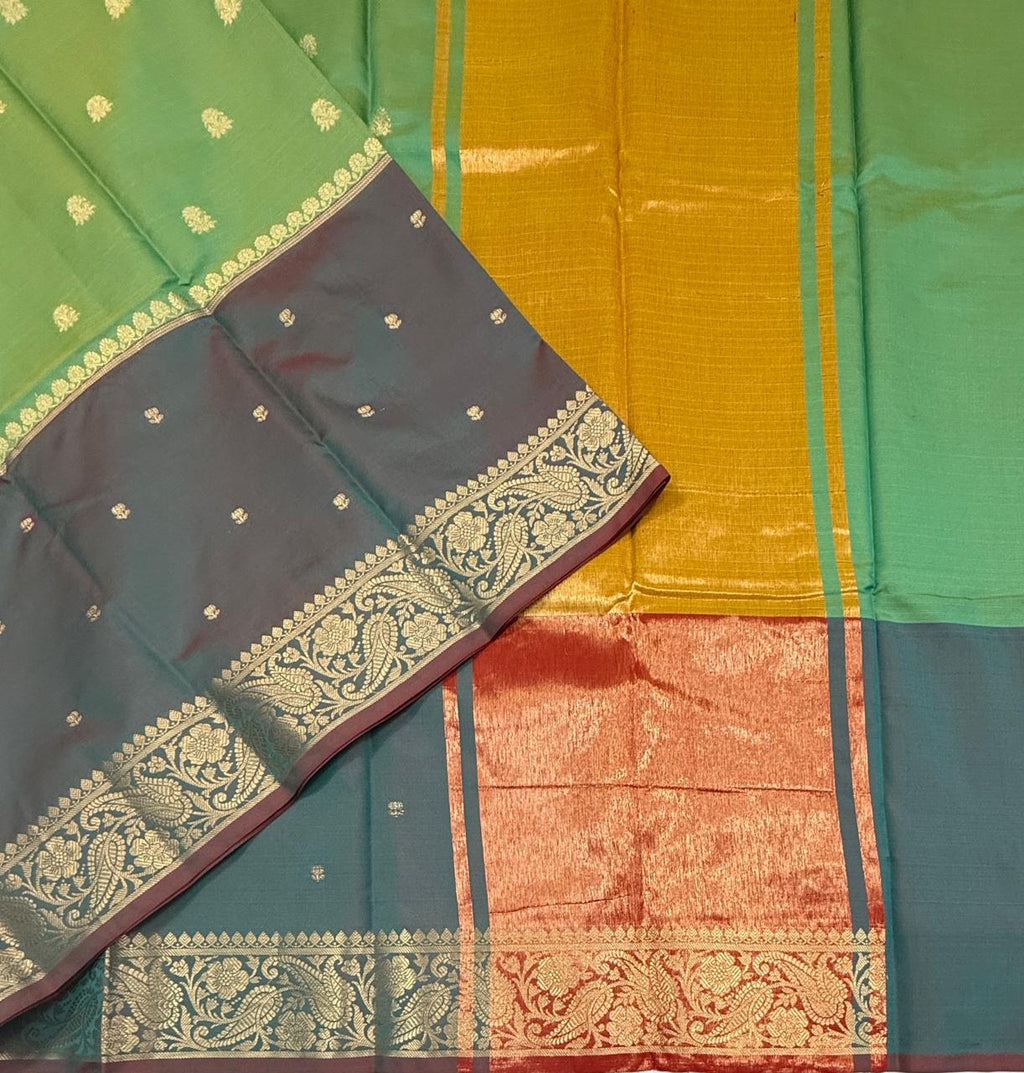 VSAS1536 - dual green with maroon color body, pallu , blouse.