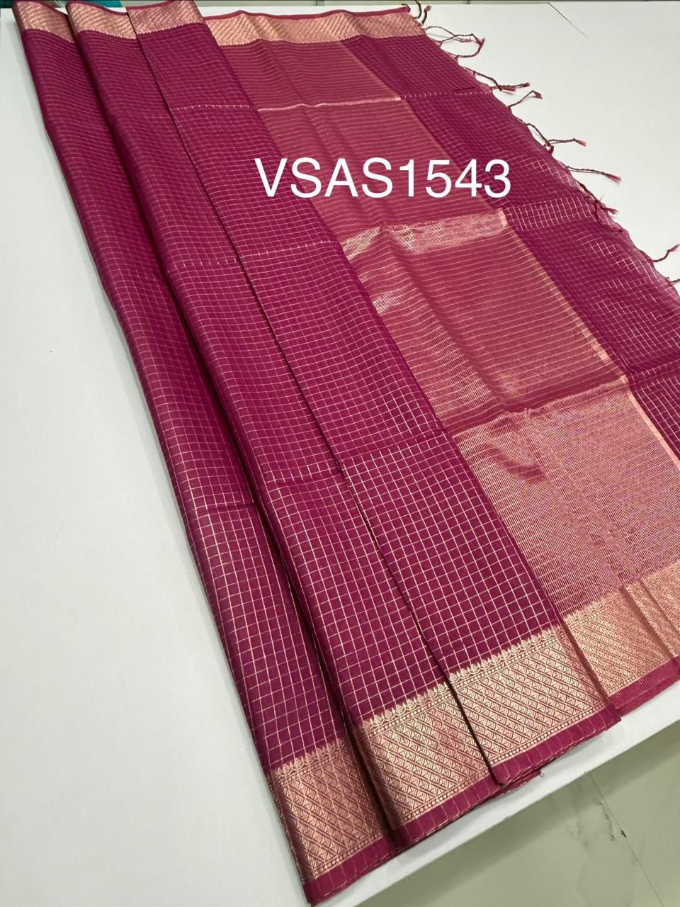VSAS1543 - purple color body, pallu , blouse.