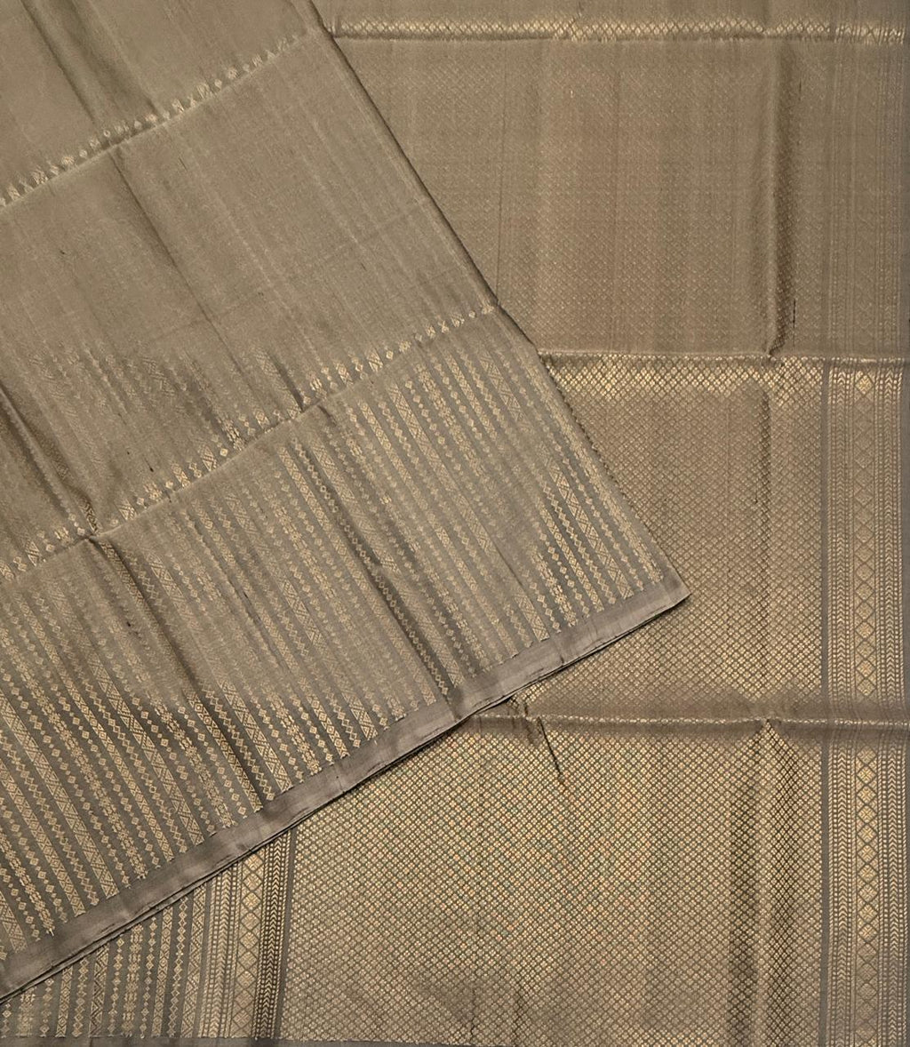 VSA635 - cement grey color body, pallu , blouse pure silk saree