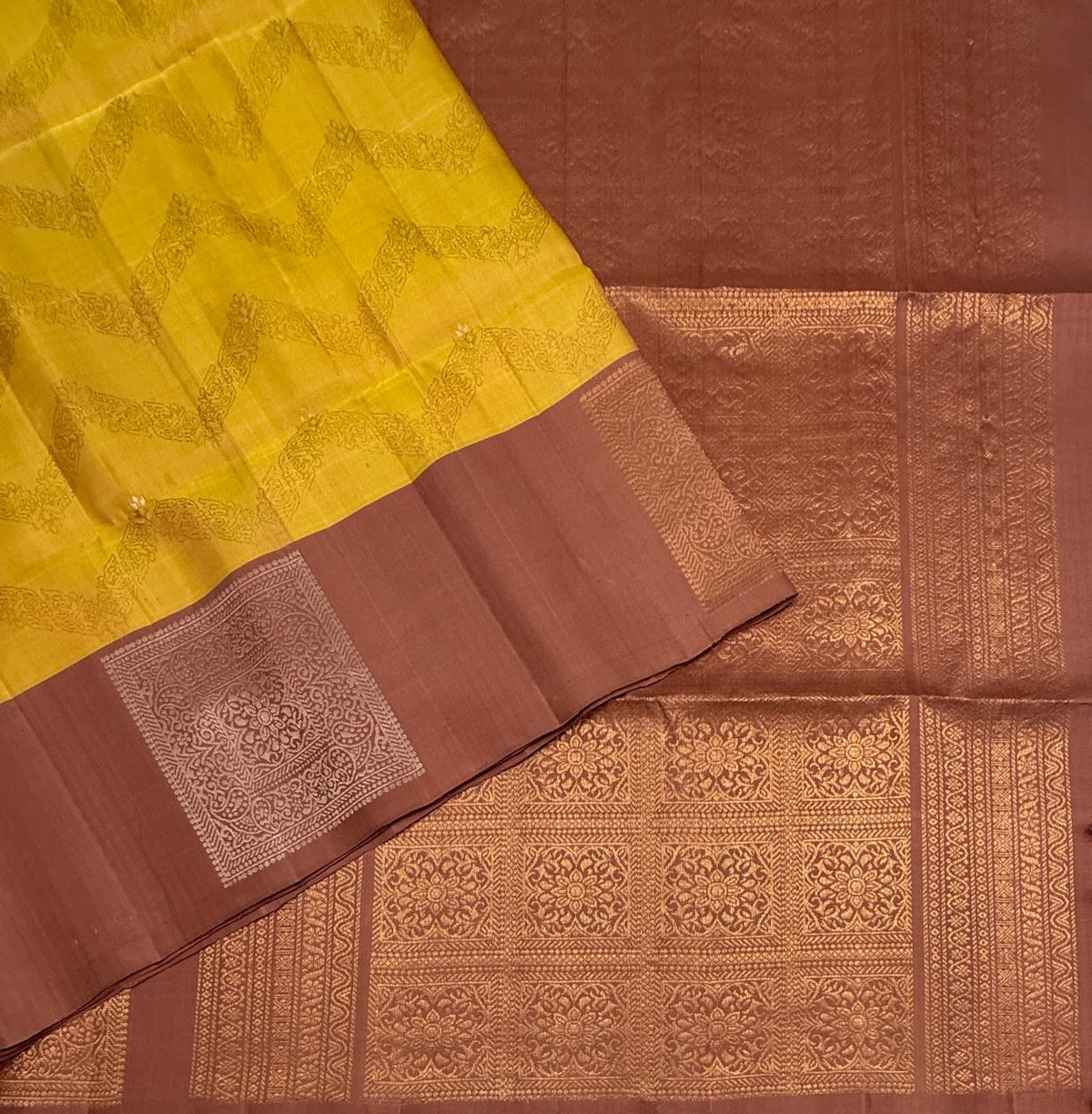 VSF1251 - golden yellow color body , chocolate brown color pallu,blouse - Pure silk saree