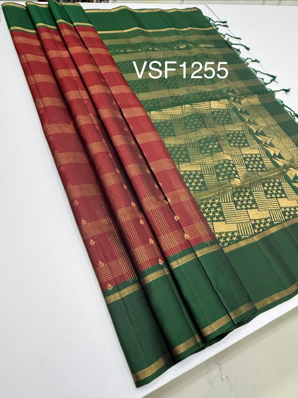 VSF1255 - maroon color body , green color pallu,blouse - Pure silk saree