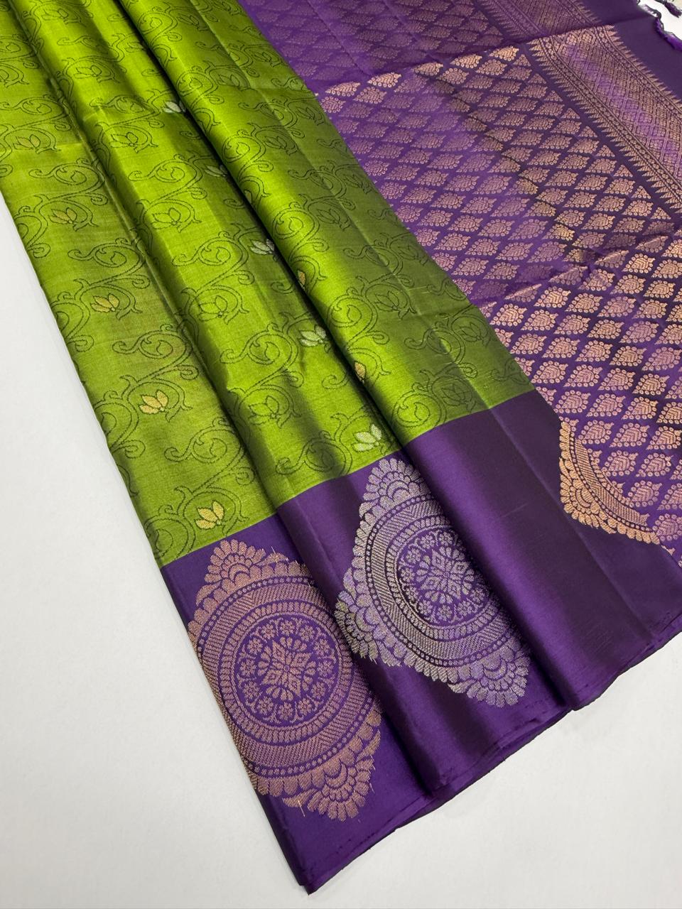 VSF1262 - leaf green color body , violet color pallu,blouse - Pure silk saree