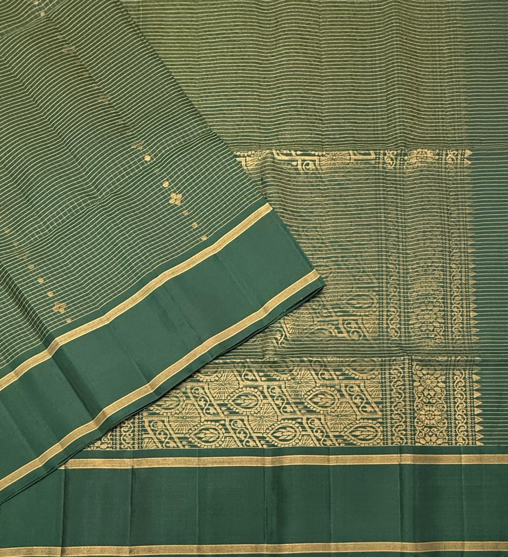 VSF1276 - dark green color body , pallu,blouse - Pure silk saree