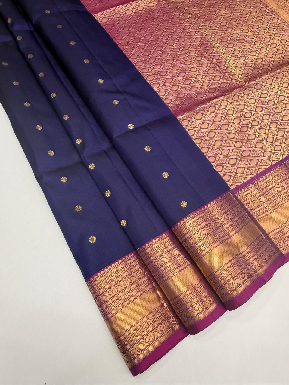 VSF1299 - navy blue color body , violet color pallu,blouse - Pure silk saree
