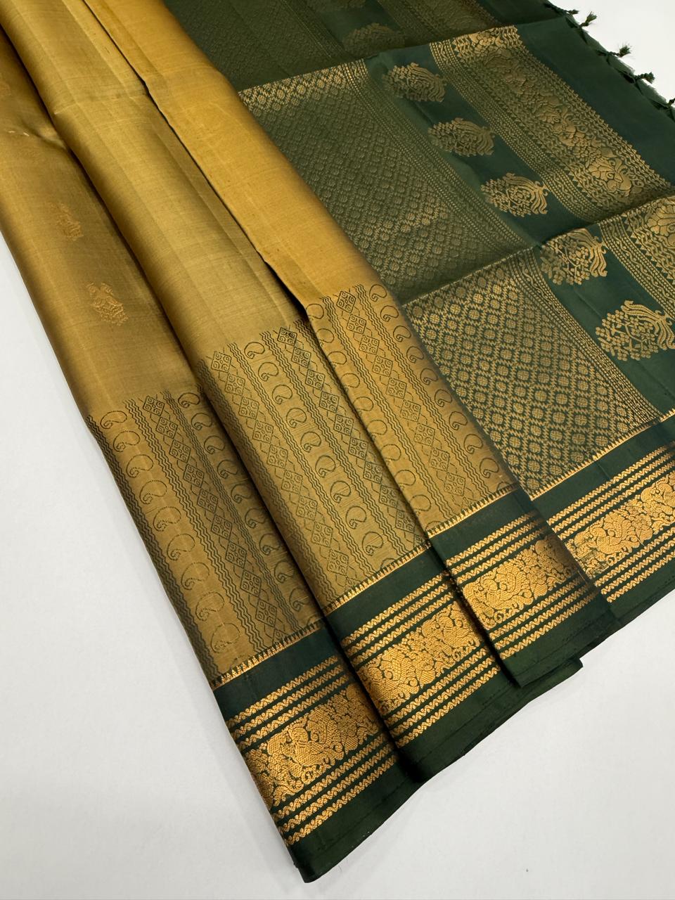 VSF1340 - khaki brown color body , green color pallu,blouse - Pure silk saree