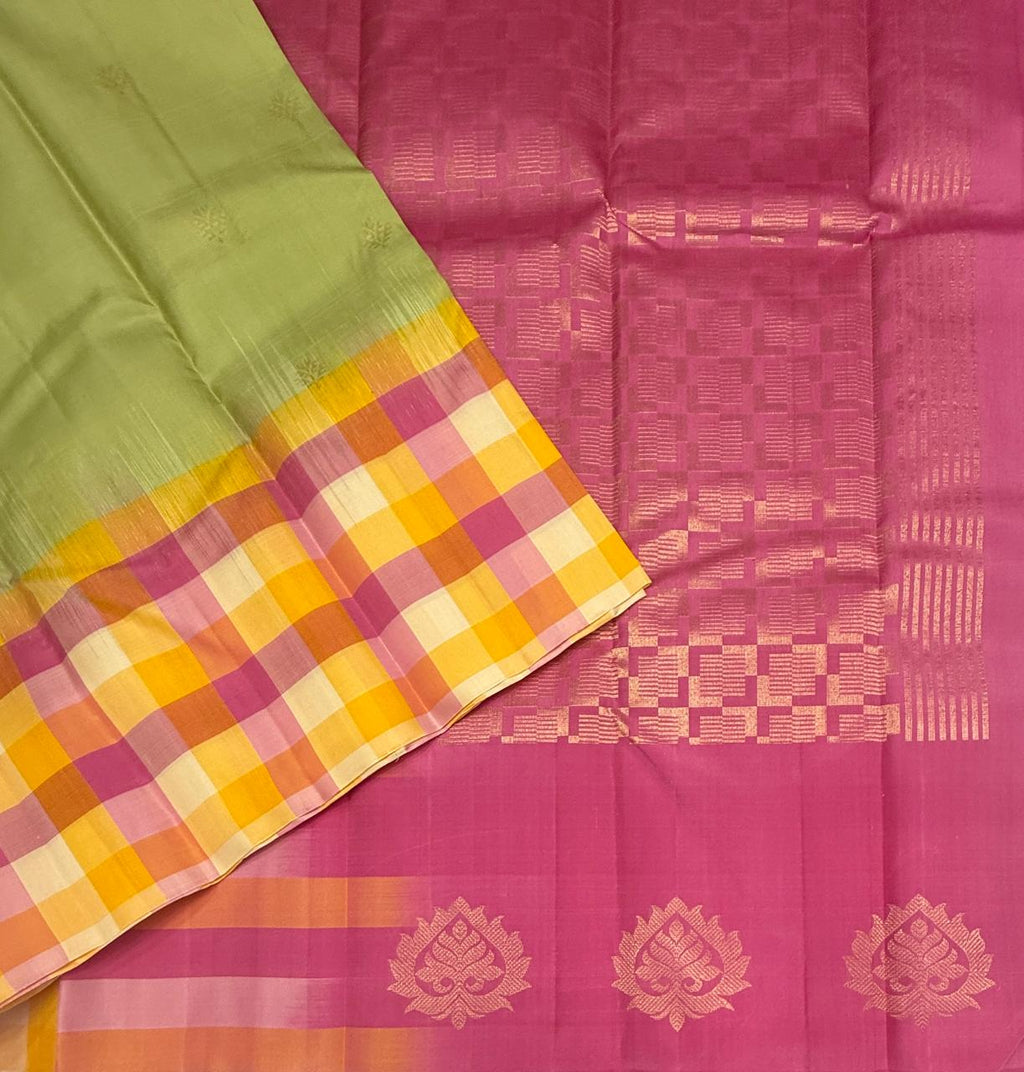 VSF1370 - olive green color body , light pink color pallu,blouse - Pure silk saree