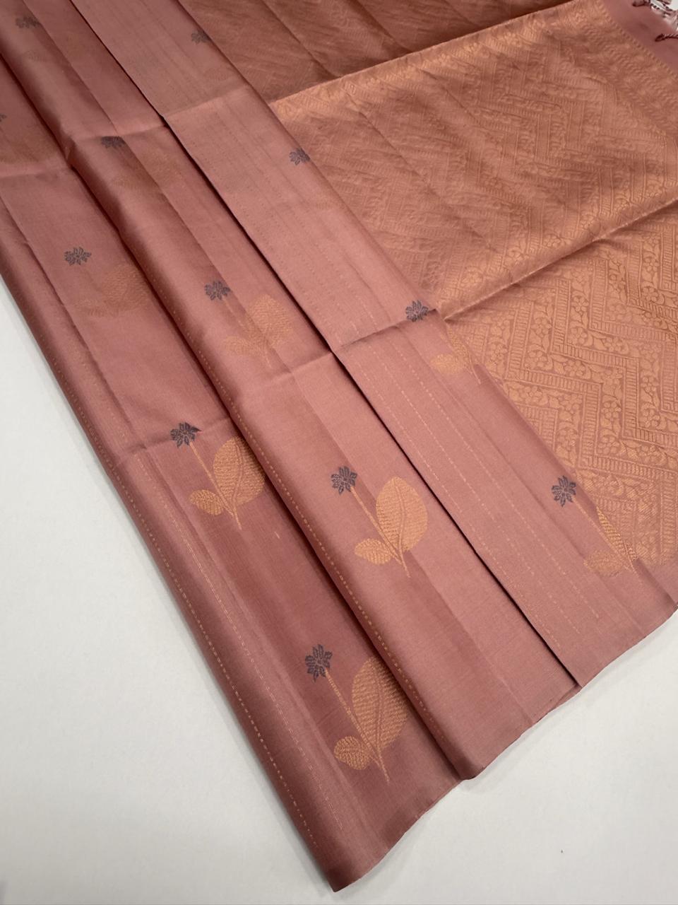 VSF1371 - onion pink color body , pallu,blouse - Pure silk saree