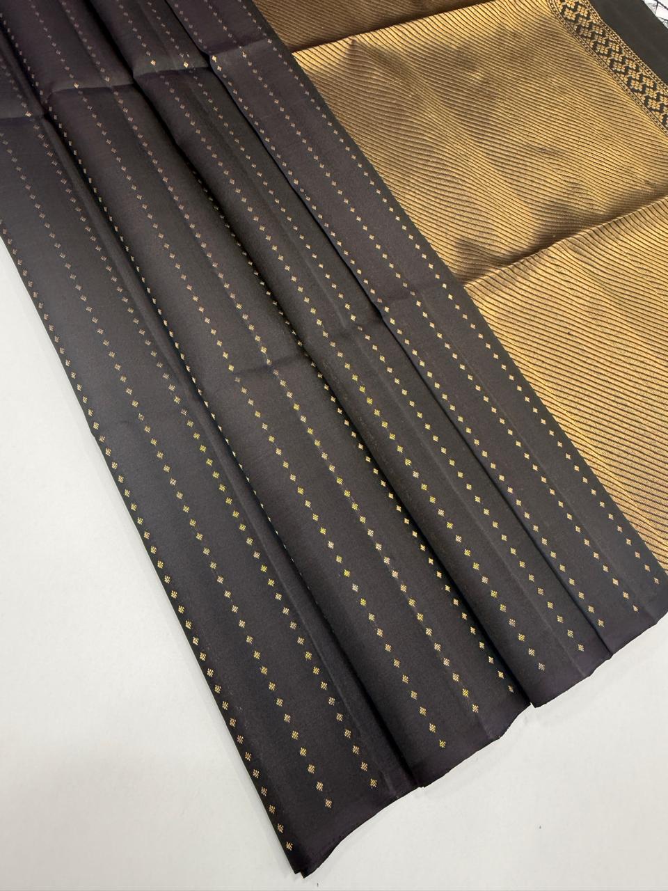 VSS510 - naval palam color body, pallu , blouse pure silk saree