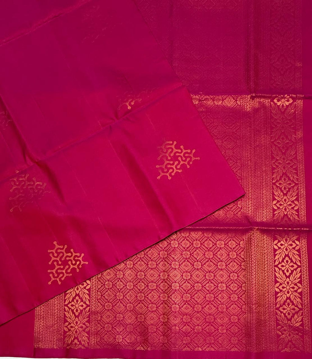 VSS513 - magenta color body, pallu , blouse pure silk saree