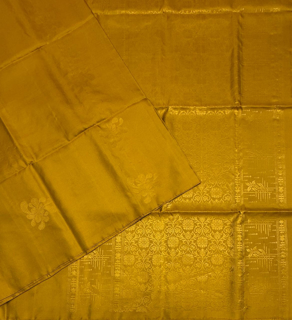 VSS514 - mustard color body, pallu , blouse pure silk saree