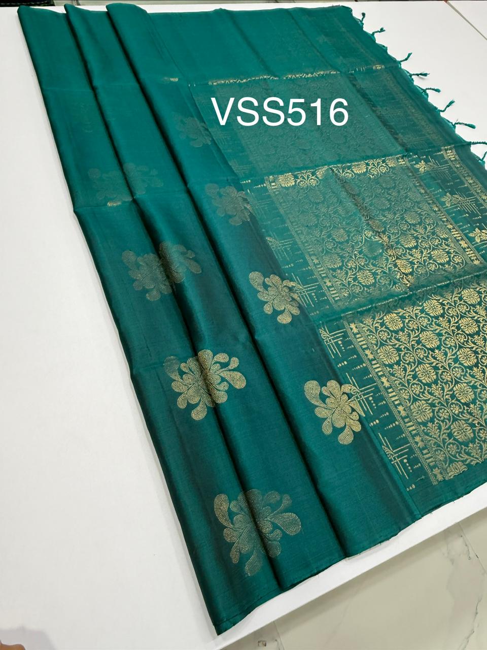 VSS516 - peacock green color body, pallu , blouse pure silk saree