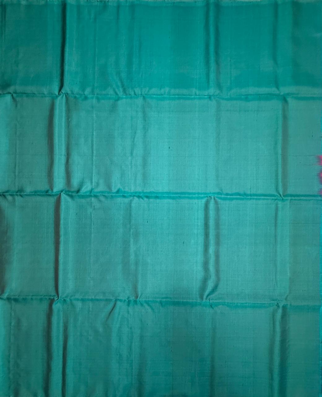 VSS516 - peacock green color body, pallu , blouse pure silk saree
