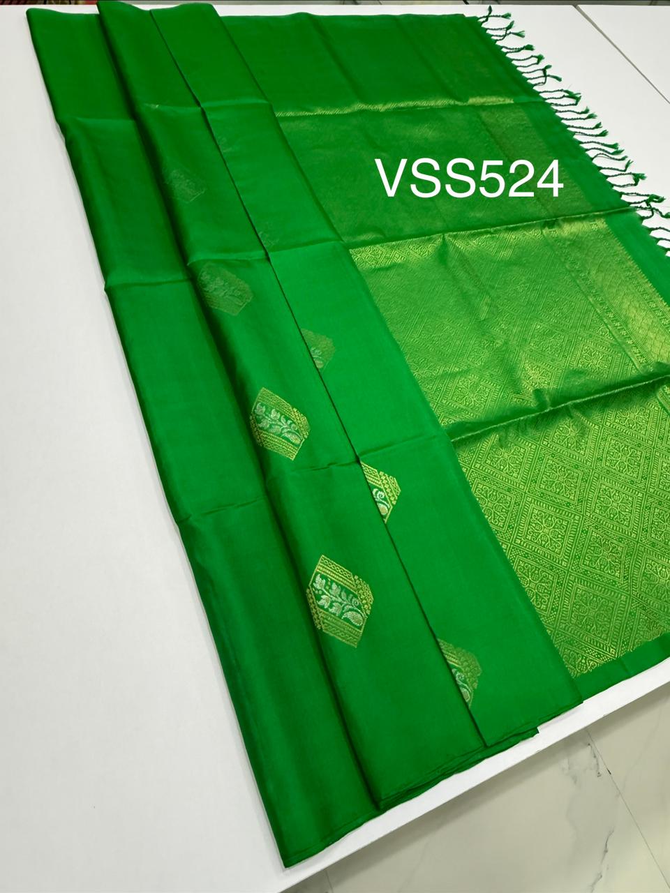 VSS524 - green color body, pallu , blouse pure silk saree