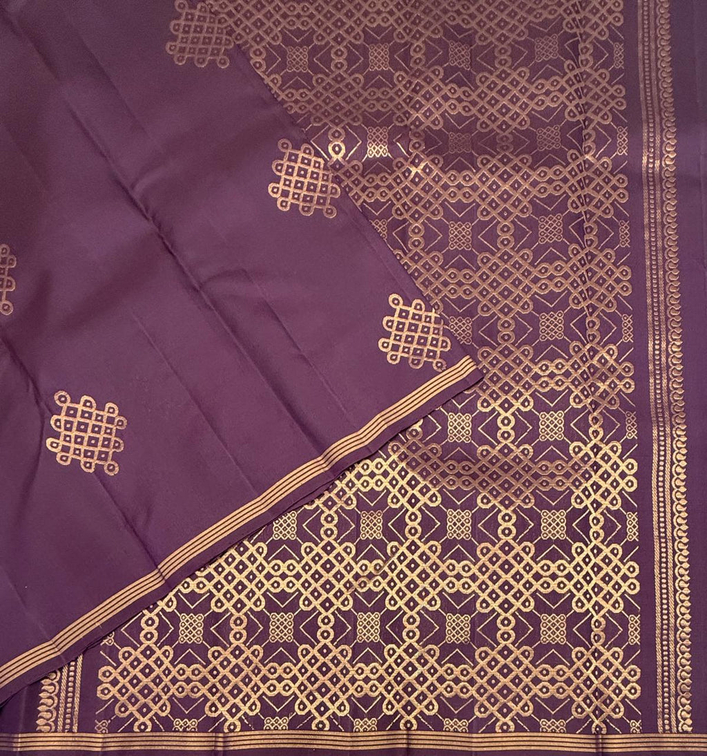 VSS531 - wine color body, pallu , blouse pure silk saree