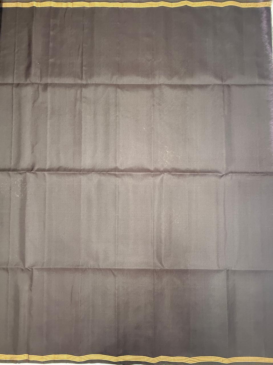 VSS532 - dark coffee brown color body, pallu , blouse pure silk saree