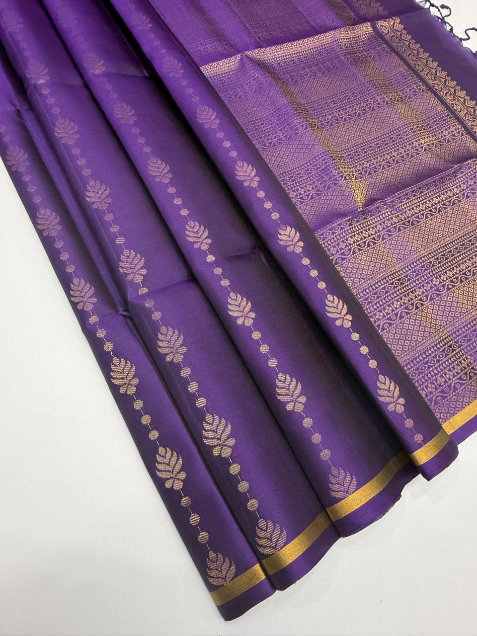 VSS508 - violet color body, pallu , blouse pure silk saree