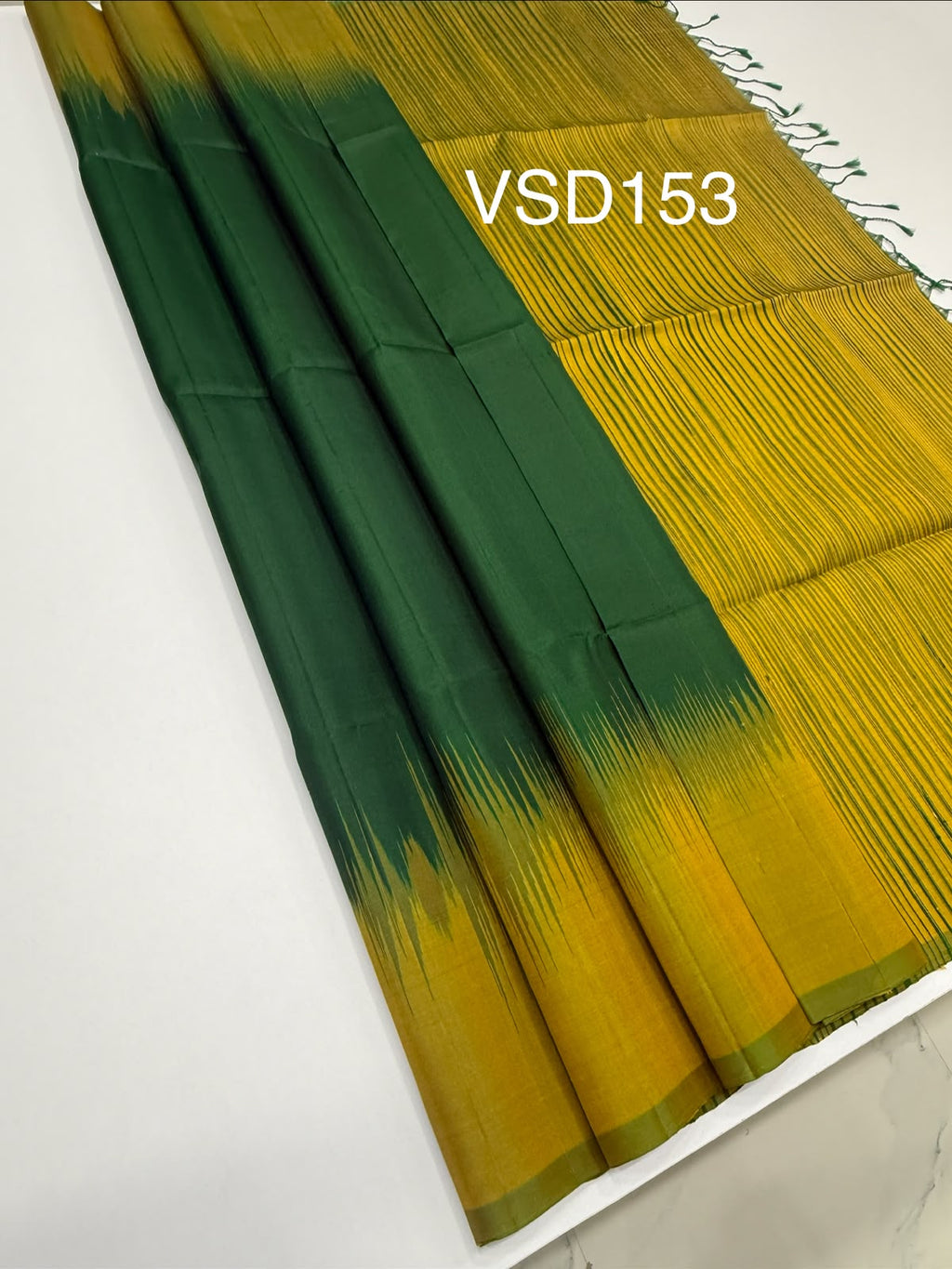 VSD153 - dark green color body , green with yellow color pallu,blouse - Pure silk saree