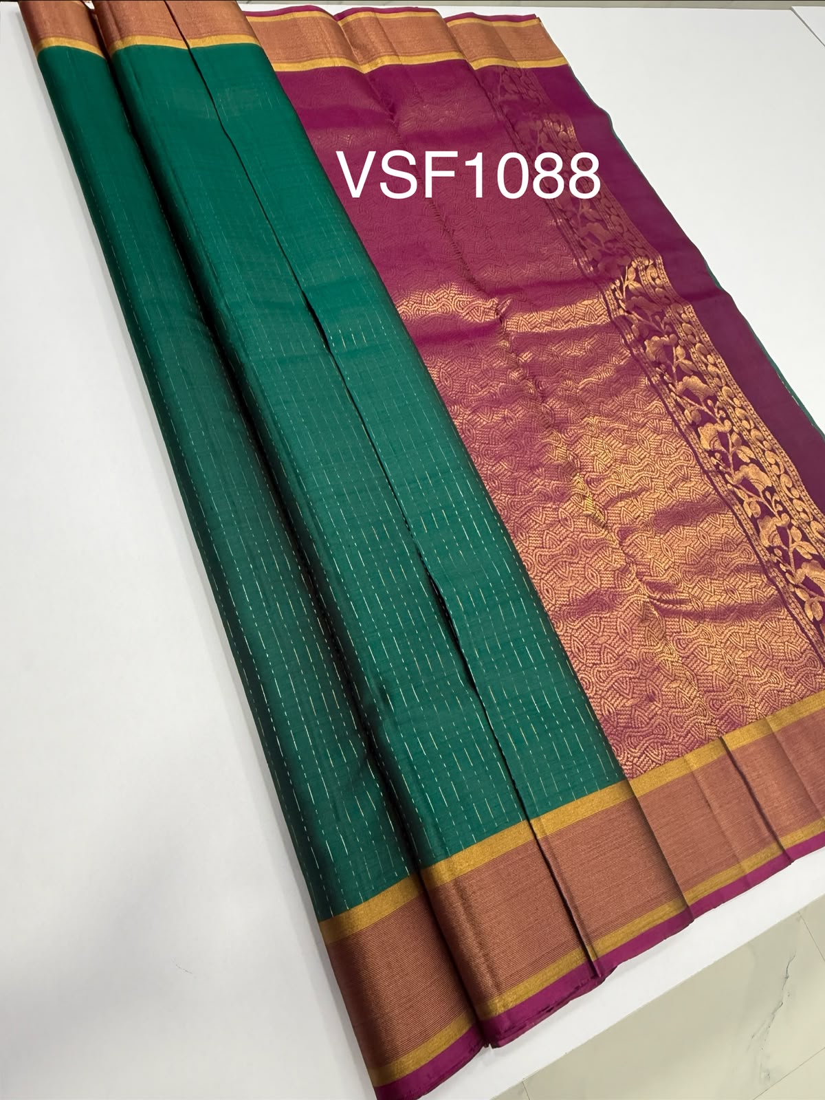 VSF1088 - peacock green color body , purple color pallu,blouse - Pure silk saree