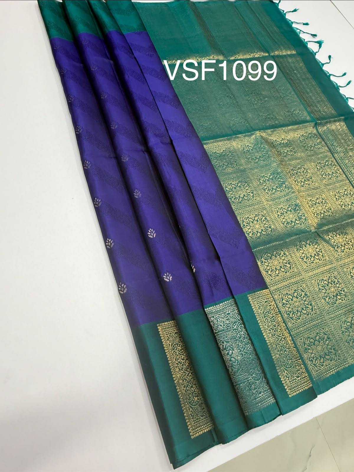 VSF1099 - ink blue color body , peacock blue color pallu,blouse - Pure silk saree