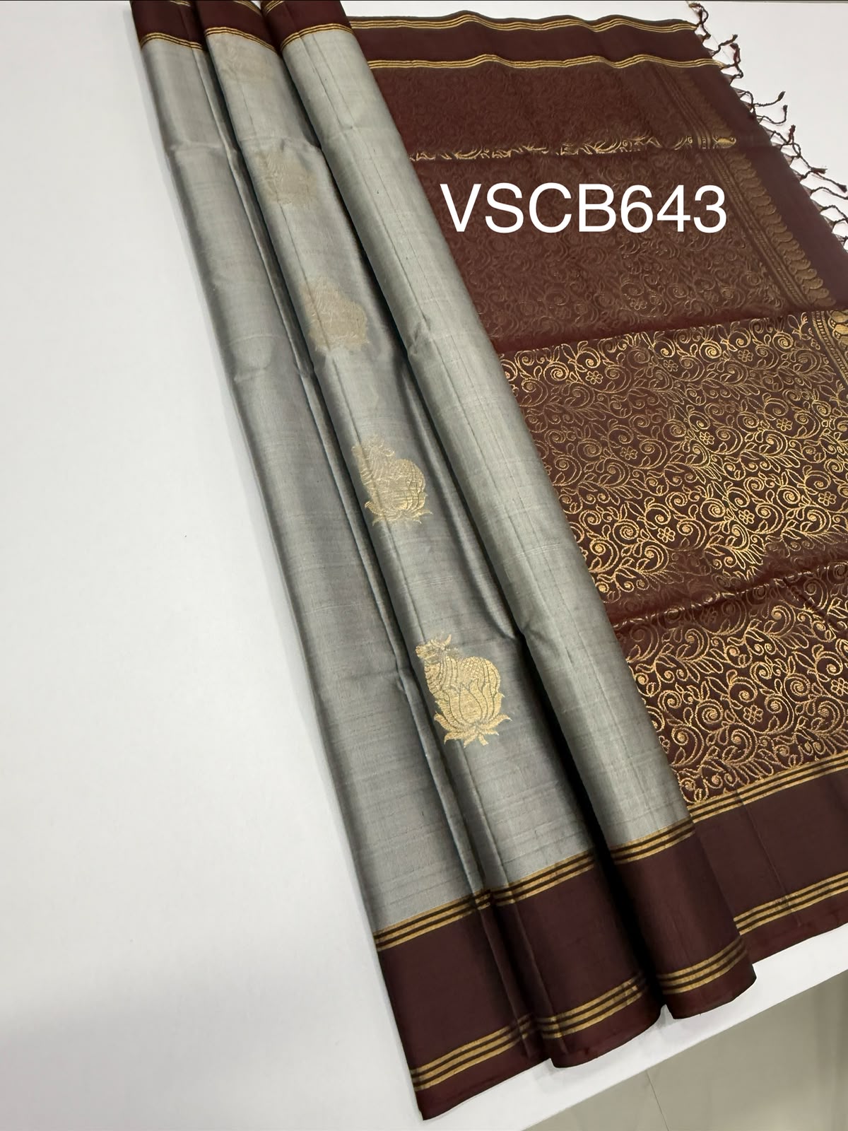 VSCB643 - grey color body , brown color pallu , blouse - Pure silk saree