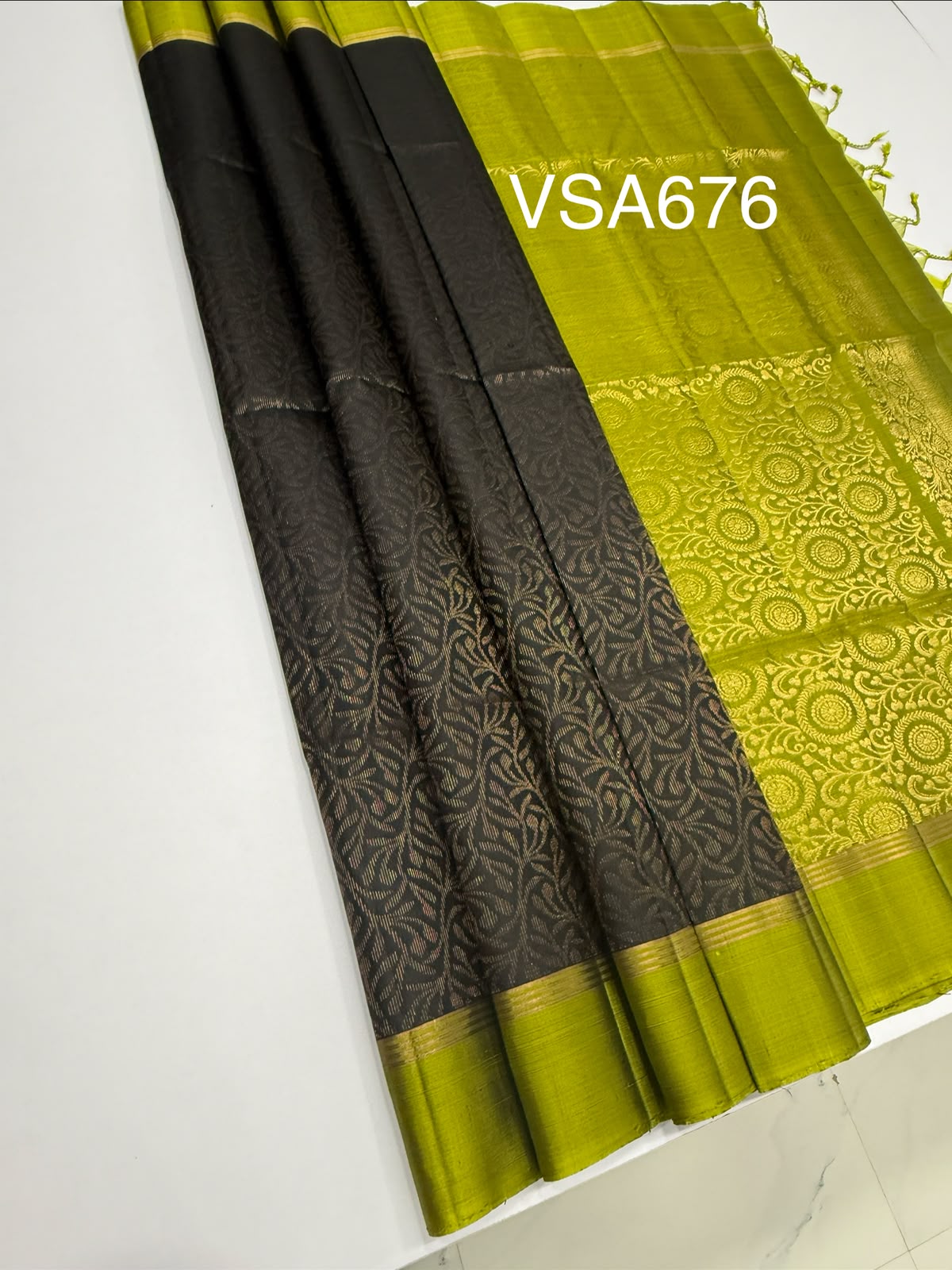 VSA676 - black color body , mehandi green color pallu , blouse pure silk saree