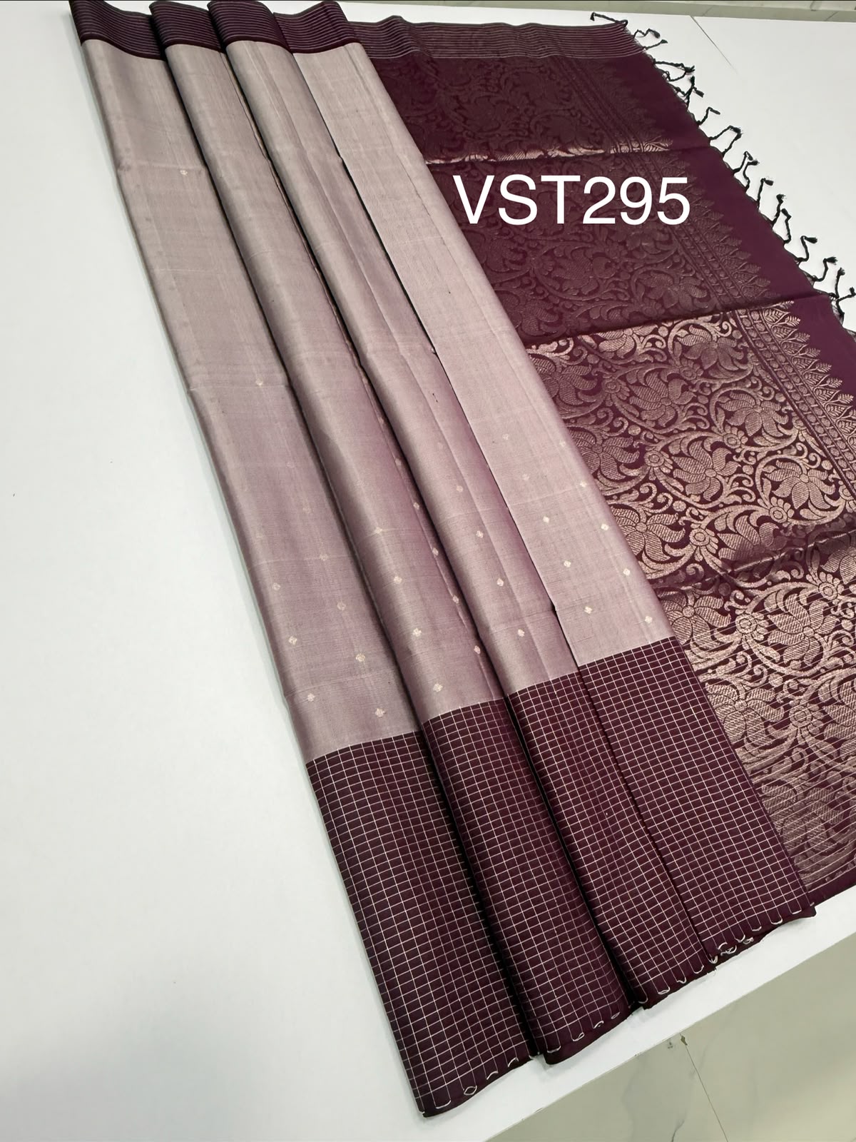 VST295 - light lavender color body , purple color pallu , blouse - Pure silk saree
