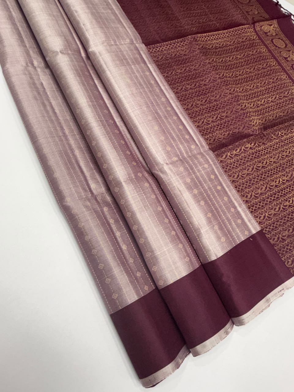 VSF977 - onion with purple color body , dark purple color pallu,blouse - Pure silk saree