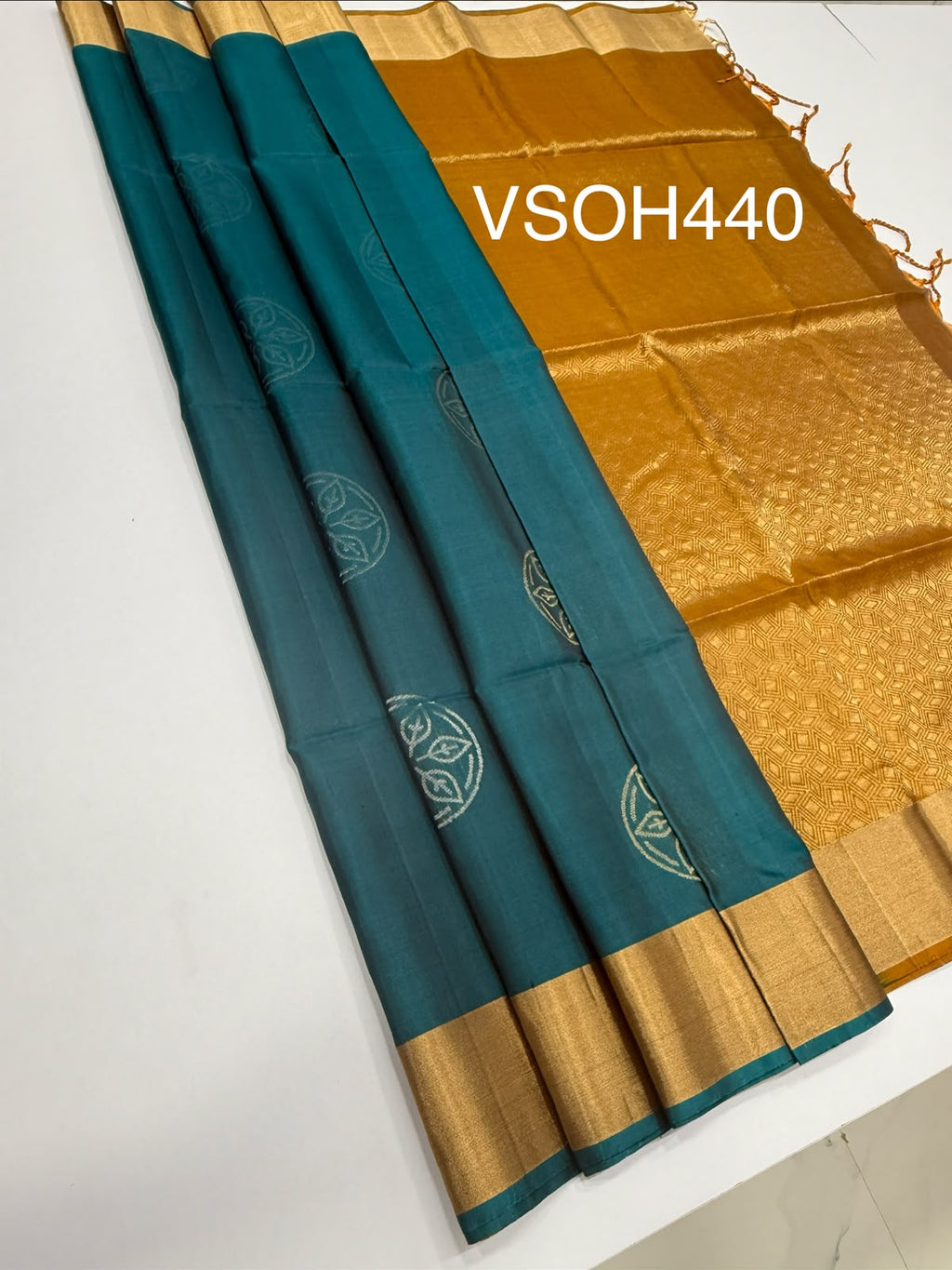 VSOH440 - peacock blue color body &amp; mustard color pallu , blouse - Pure silk saree