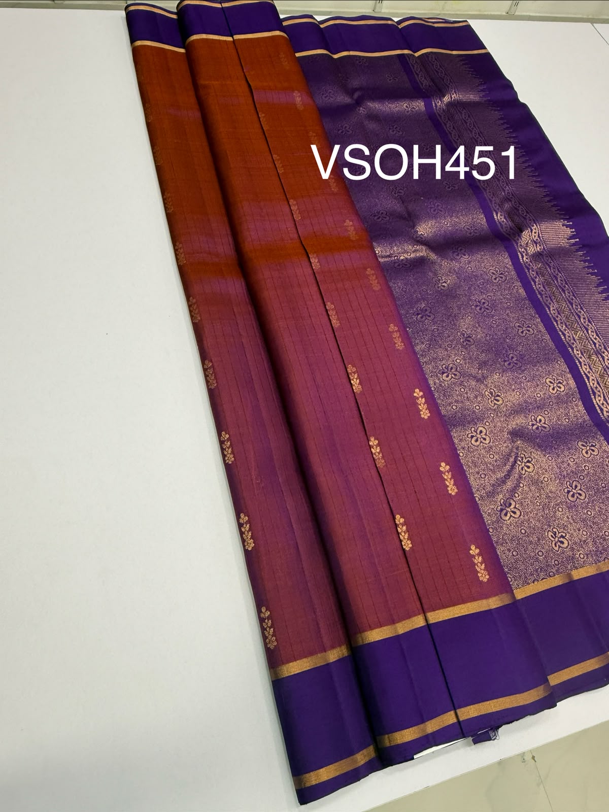 VSOH451 - violet with pink color body , violet color pallu , blouse - Pure silk saree