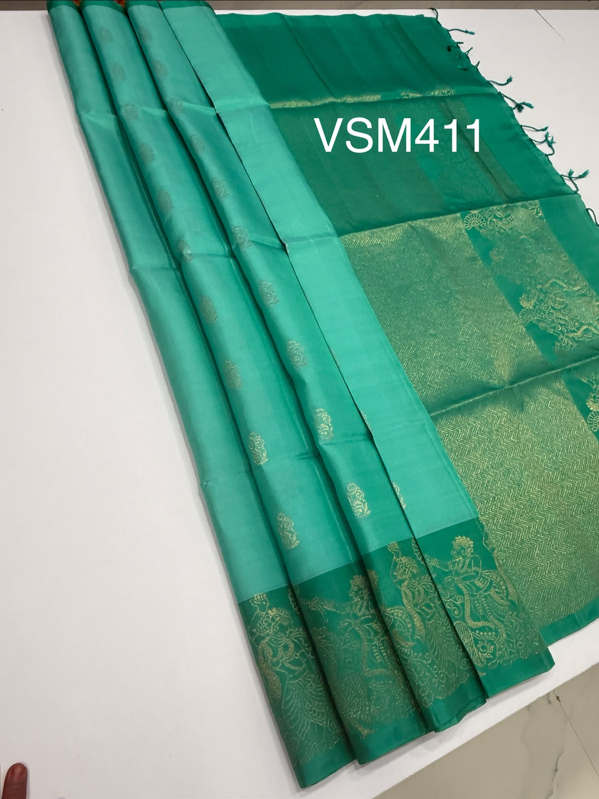 VSM411 - torquoise blue color body , color pallu , blouse