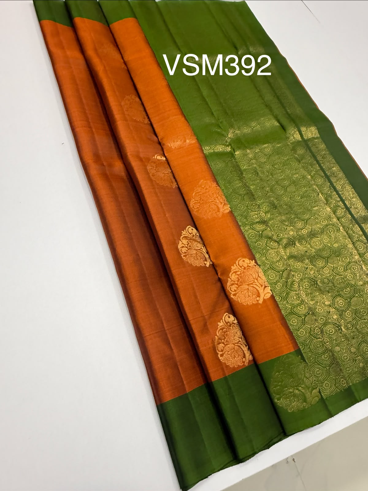 VSM392 - oange color body , olive green color pallu , blouse