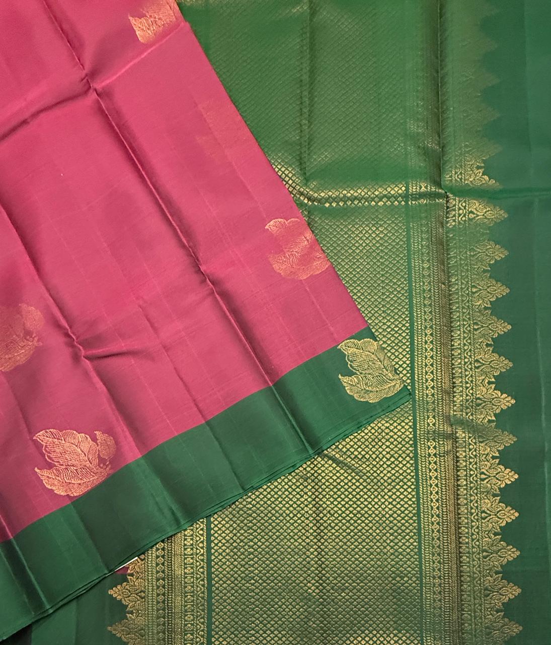 VSM226 - purple color body , green color pallu , blouse&nbsp;