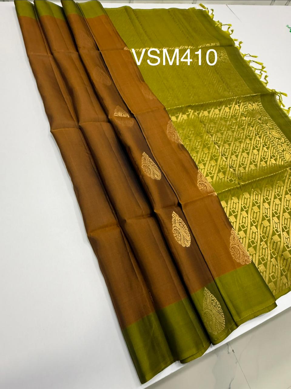 VSM410 - mustard color body , light green color pallu , blouse