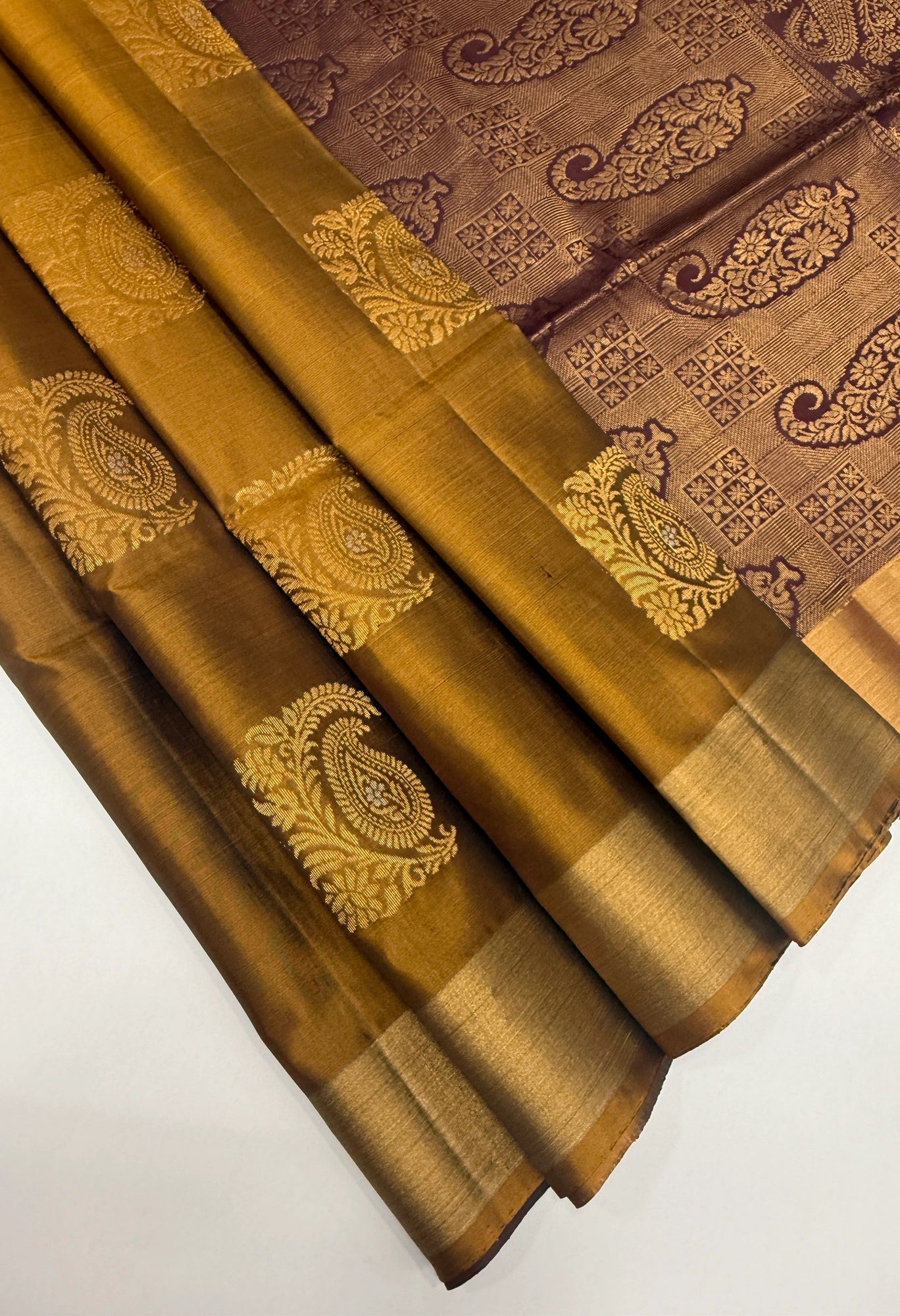 VSZB245 - honey brown color body , dark purple color pallu , blouse - Pure silk saree