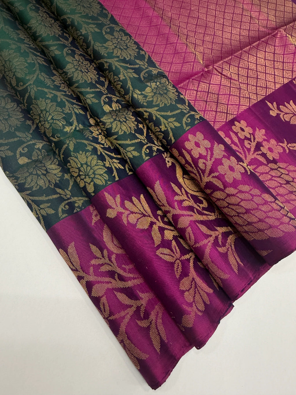 VSA464 - peacock blue color body & magenta color pallu , blouse pure silk saree